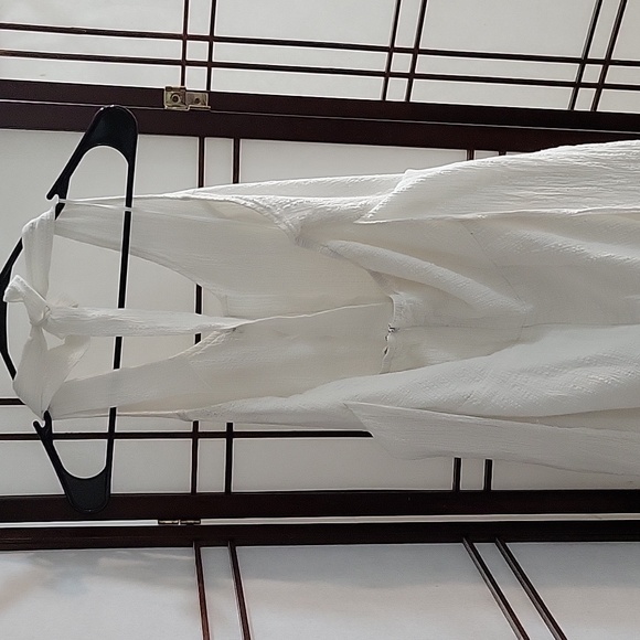 White Cotton Romper, Size Large (Petite) - Picture 2 of 2